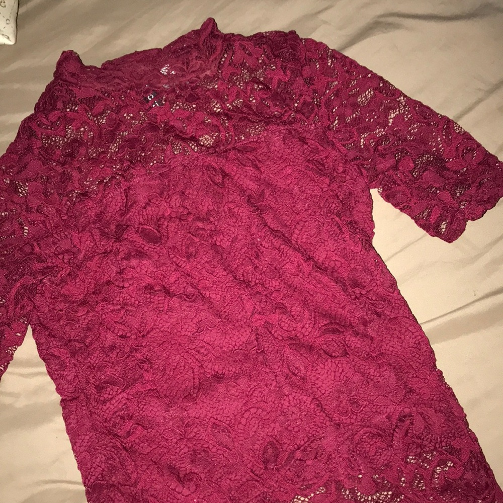 Cute burgundy lace shirt H&M divided